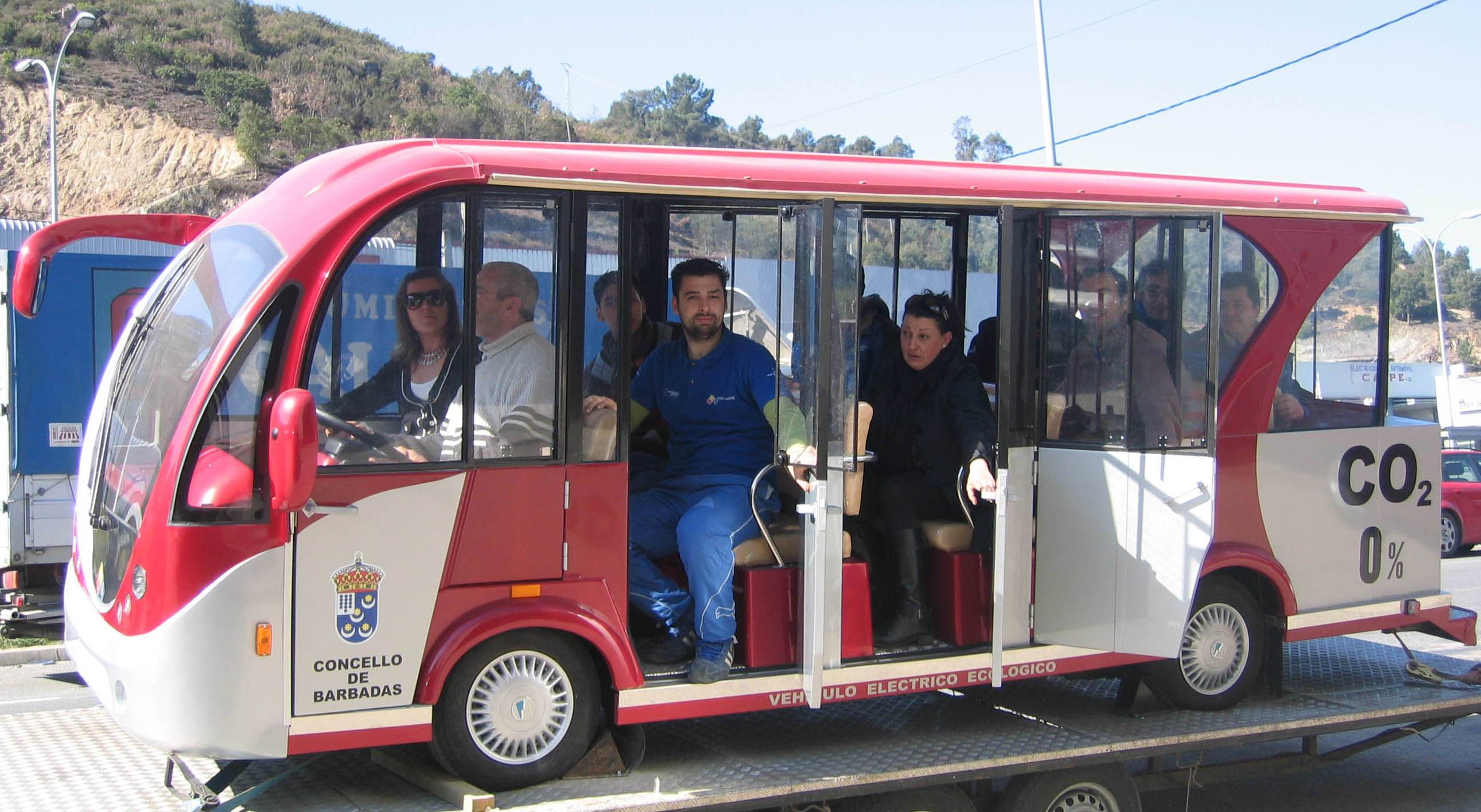 sightseeing bus car vehicles