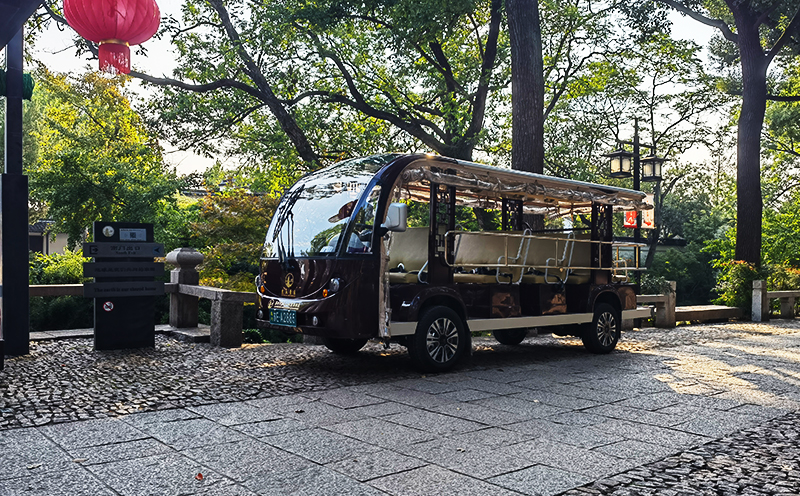 Electric Sightseeing Vehicle