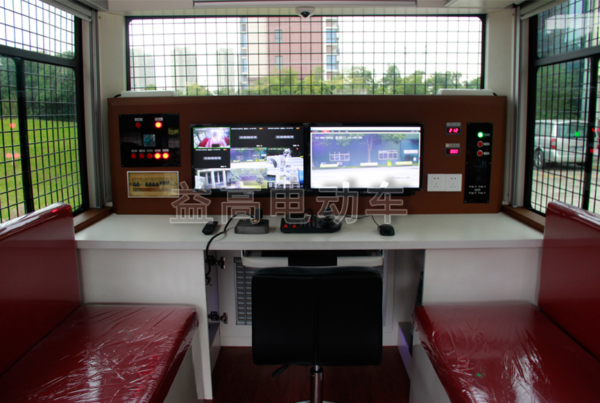 mobile police station (2)