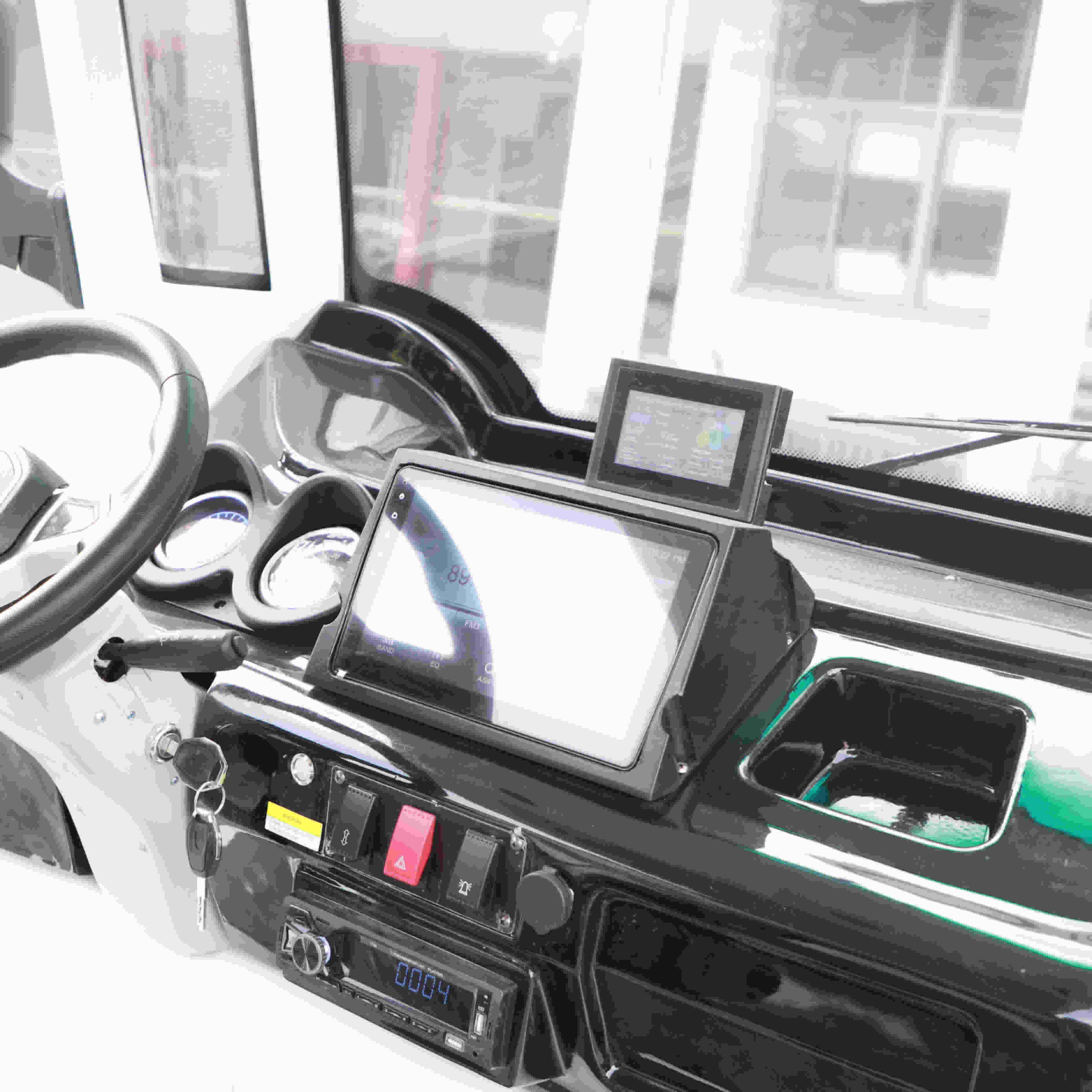 OEM ODM 14 Seats Electric Shuttle Sightseeing Bus - EG615AK